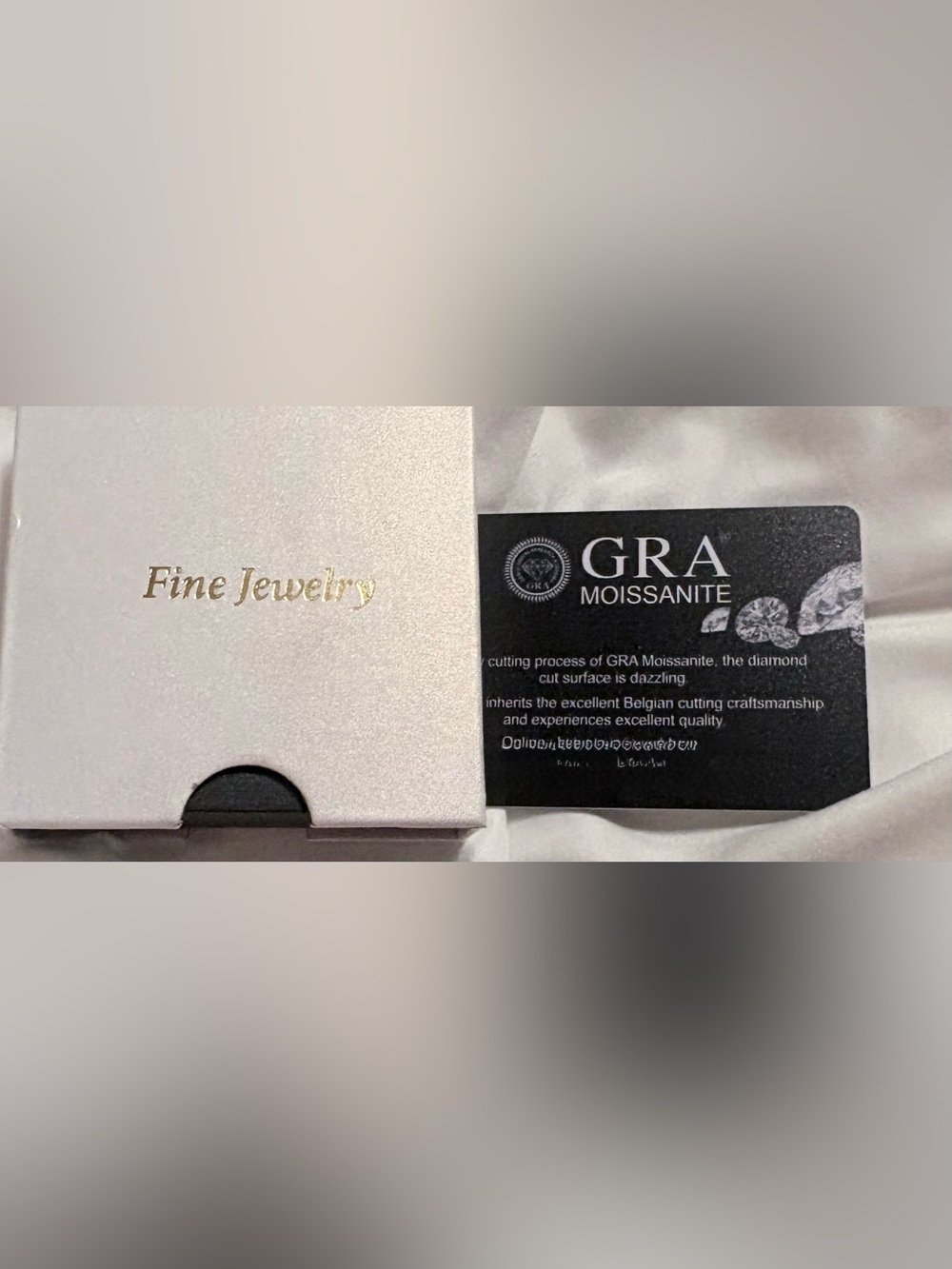 S925 2.2 Carats Moissanite Ring GRA Card & Gift Box (New without tags) size 6 - Picture 11 of 13